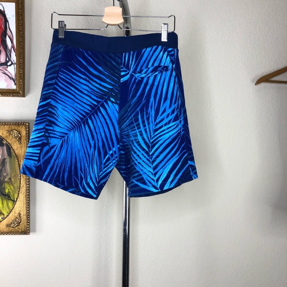 ZARA Men's Printed Bermuda Shorts - Picture 3 of 3